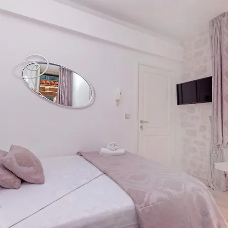 Apartment Roko House